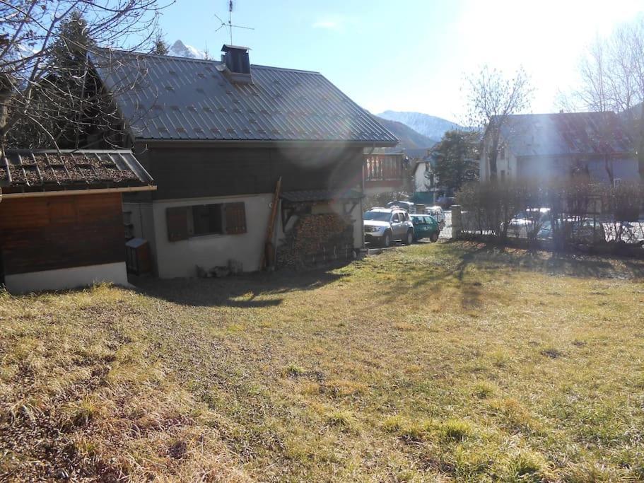 Le Picoulet : Appartement Tout Confort Coeur De Village Allos Eksteriør bilde